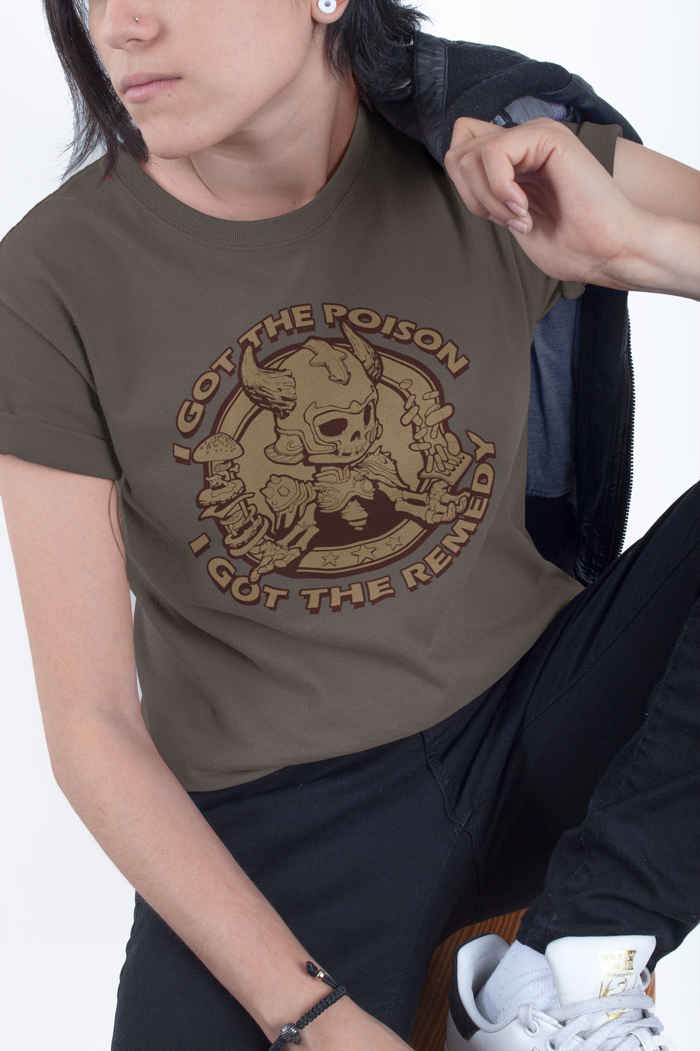 T-Shirt [I Got The Poison] (Beige Logo)